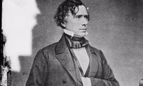 Theo Will-Weber, Franklin Pierce là một trong những Tổng thống Mỹ uống rượu nhiều nhất trong thời gian ở Nhà Trắng. Ông chết vì bệnh xơ gan ở tuổi 64.