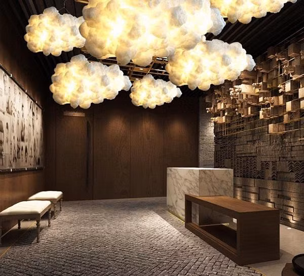 Đèn đám mây có giá khá "chát". Đèn đám mây có giá khá "chát".