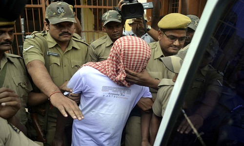 Hung thủ bị cảnh sát bắt giữ ngay sau khi phát hiện ra sự việc.