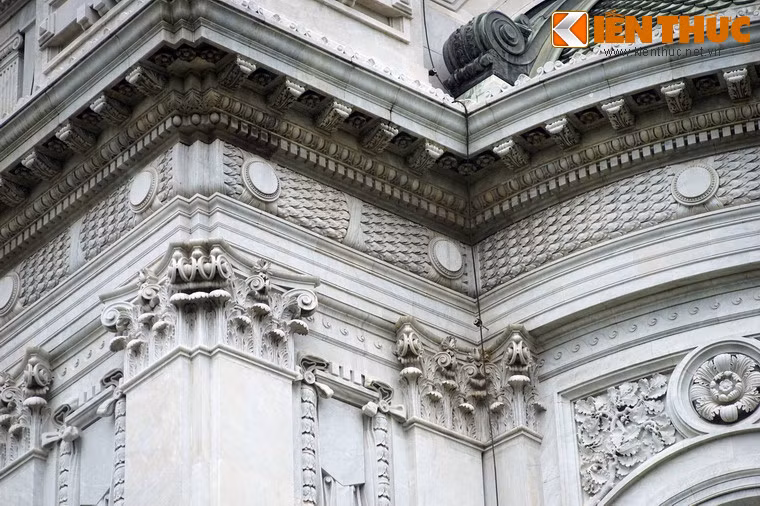 Ngày nay, công trình được sử dụng để phục vụ những chuyến thăm ngoại giao của quan chức quốc tế, những cuộc họp của nhà nước và những dịp kỷ niệm của Hoàng Gia, cũng như phục vụ nhu cầu tham quan của khách du lịch.