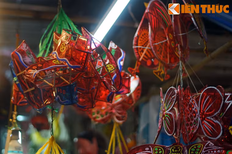 Một số hình ảnh khác về đèn Trung thu truyền thống ở Hà Nội.