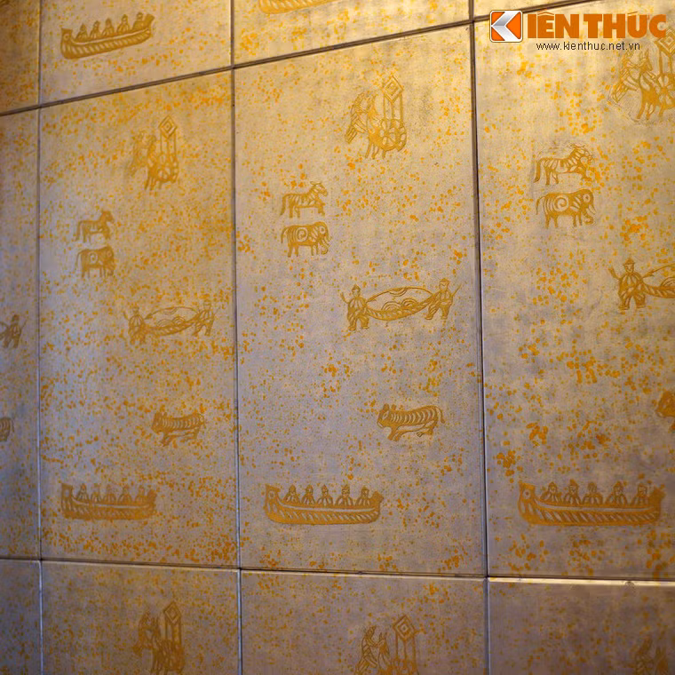 Họa tiết trên tường.