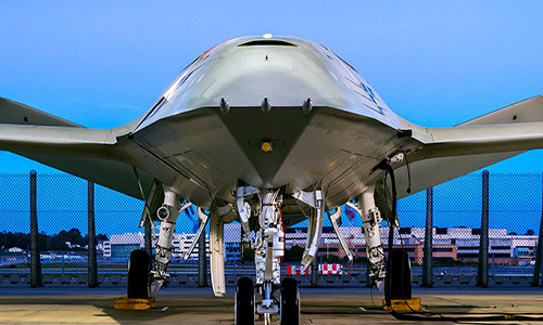 Hai quan My thanh lap phi doi may bay khong nguoi lai dau tien