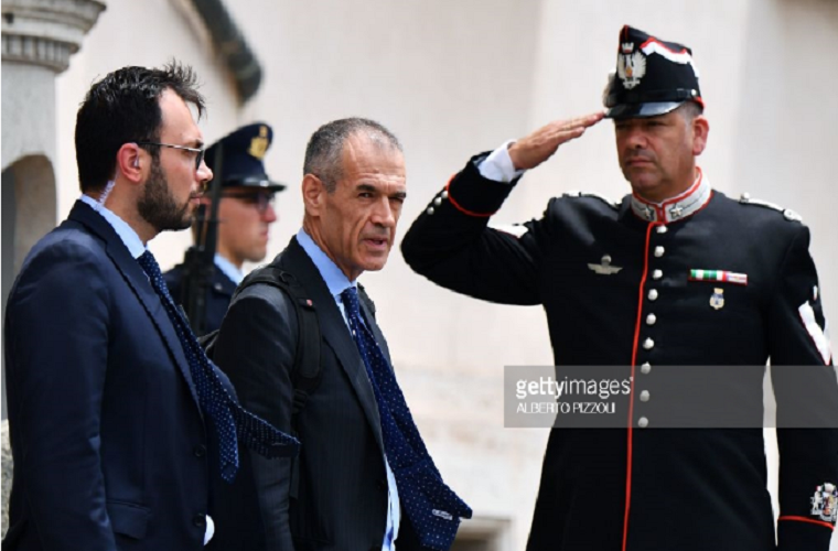 Ngay sau khi được Tổng thống Italy giao trọng trách thành lập chính phủ, ông Carlo Cottarelli thông báo sẽ tiến hành cuộc tổng tuyển cử mới vào đầu năm 2019. Ảnh: Getty.