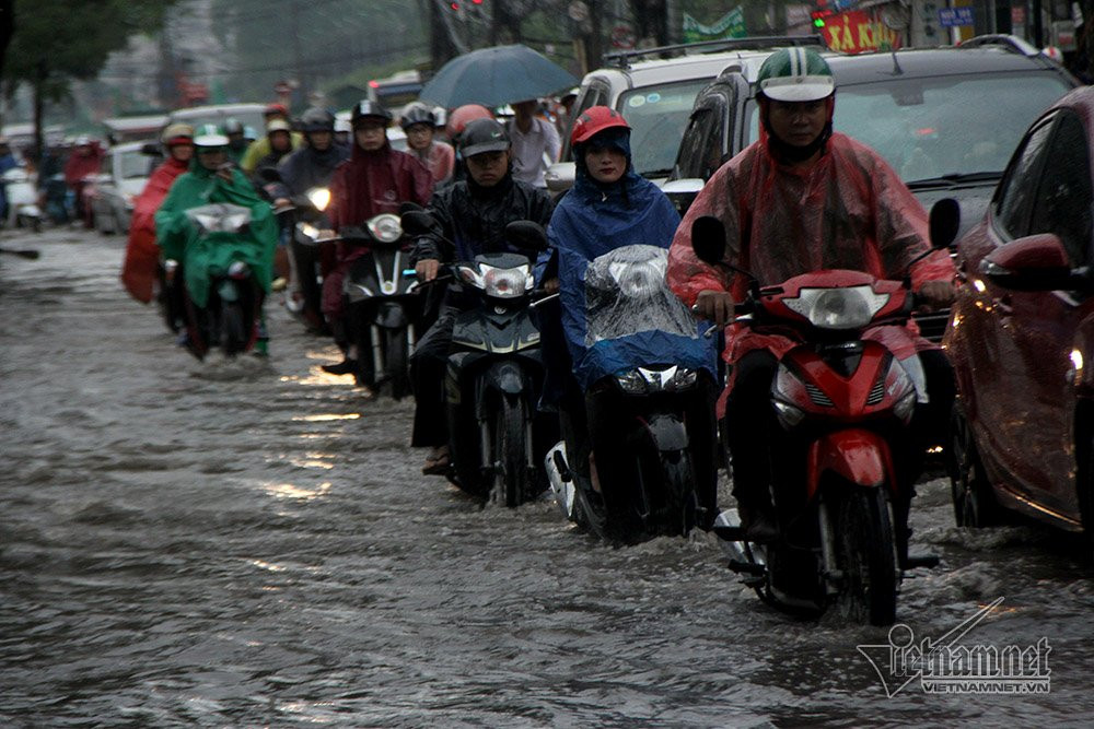 Đoạn qua BV Phòng không - Không quân.