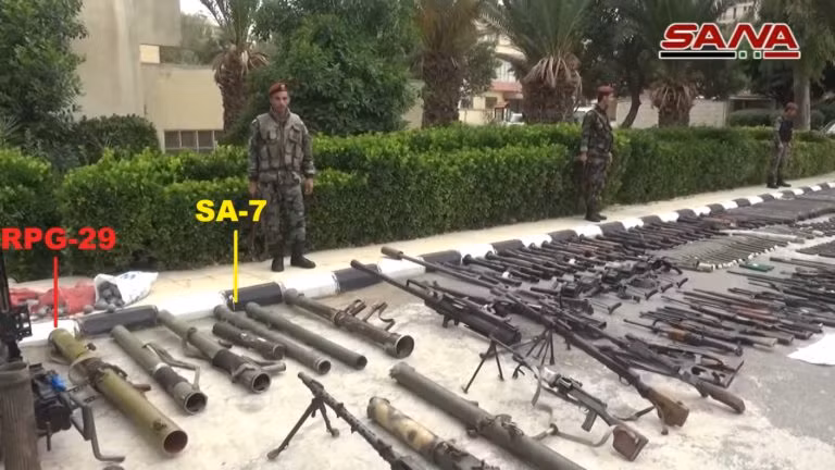 Hiện, giao tranh ác liệt giữa lực lượng chính phủ Damascus và phiến quân IS đang diễn ra ở phía bắc quận al-Hajar al-Aswad. Ảnh: SANA.