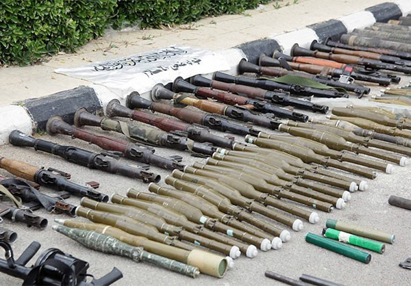 Hiện, số vũ khí này được tập kết tại một địa điểm ở Nam Damascus. Ảnh: FNA.