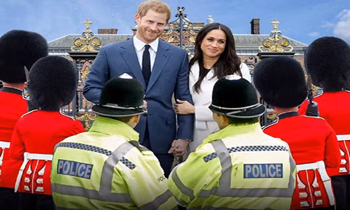 Theo The Richest dẫn lời các chuyên gia, sau khi trở thành cô dâu Hoàng gia Anh, Công nương Meghan Markle có thể trở thành mục tiêu của những kẻ khủng bố hoặc các mối đe dọa khác. Do vậy, cô sẽ cần có một đội ngũ an ninh để bảo vệ. (Nguồn ảnh: The Richest)