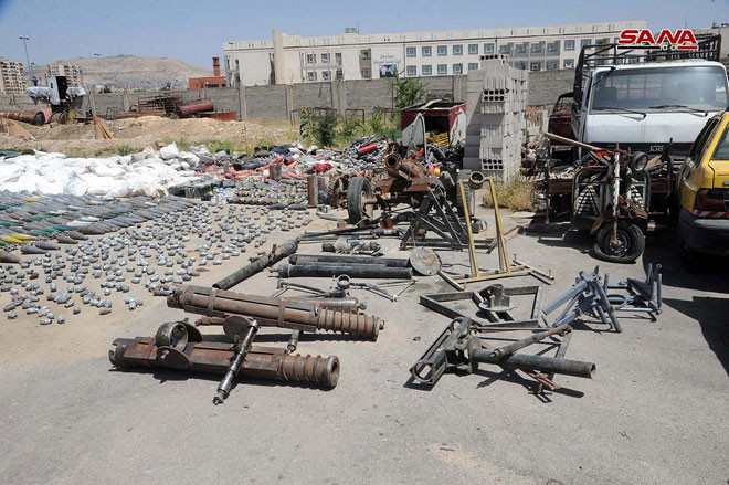 Ngoài ra, lực lượng chính phủ Syria cũng thu giữ một lượng lớn phân bón vốn được các tay súng phiến quân sử dụng để chế tạo chất nổ.