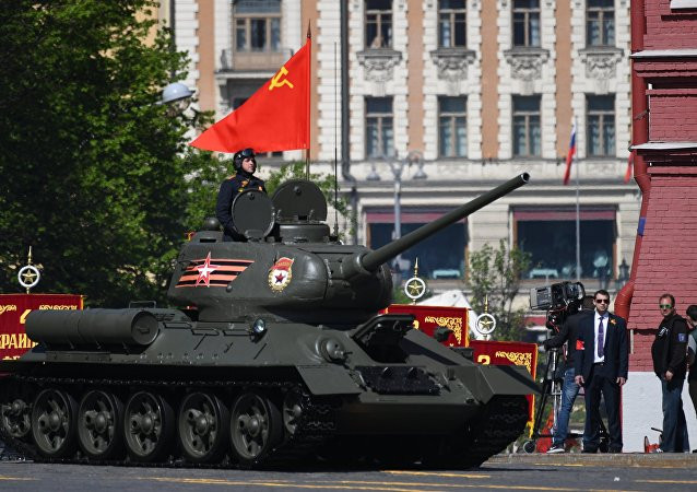 Tại một số thành phố của nước Nga, Trung đoàn bất tử đã diễu hành kỷ niệm Ngày Chiến thắng phát xít Đức. Ảnh: Sputnik.