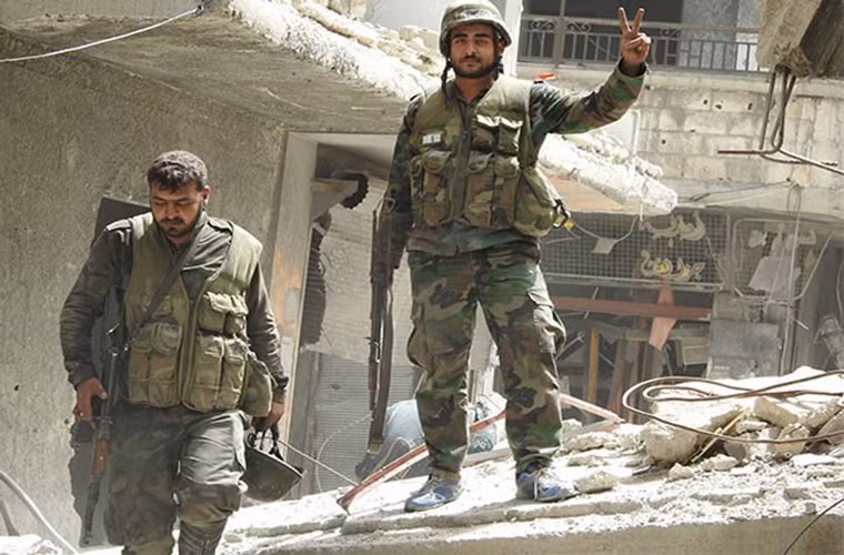 Trước đó, binh sĩ Syria đã phát hiện một mạng lưới đường hầm nằm dưới những ngôi nhà ở Hajar al-Aswad từng được các tay súng khủng bố sử dụng để cất giấu và vận chuyển vũ khí trong khu vực.