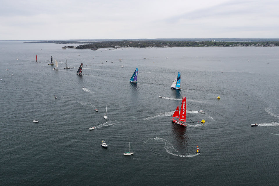 Cuộc đua Volvo Ocean Race mới nhất đã bắt đầu tại Alicante, Tây Ban Nha, từ tháng 10/2017.