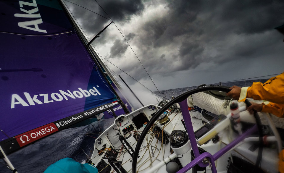 Theo Business Insider, Volvo Ocean Race được cho là cuộc đua thuyền khắc nghiệt nhất hành tinh, thử thách ý chí và kinh nghiệm của những thủy thủ giỏi nhất thế giới. (Nguồn ảnh: Business Insider)