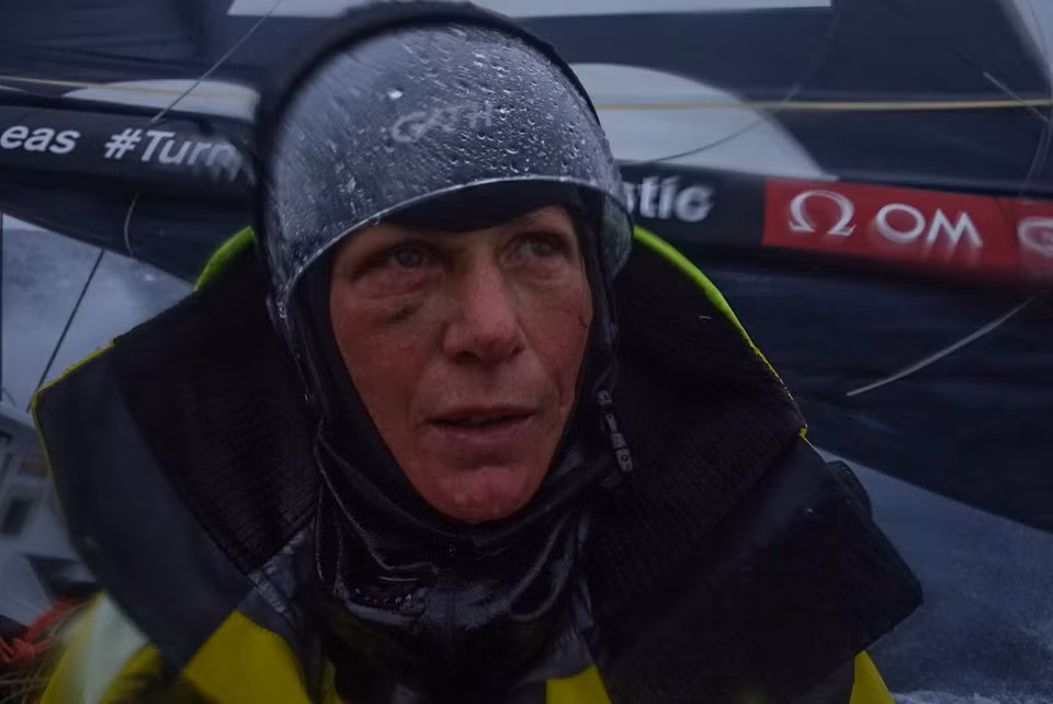 Cuộc đua này mang tính cạnh tranh cao và các đội liên tục bám sát nhau.