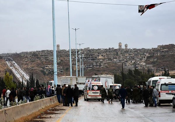 Được biết, đợt sơ tán đầu tiên đã diễn ra vào đêm ngày 7/5. Ảnh: FNA.