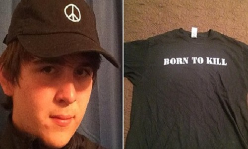 Tuy nhiên, Dimitrios từng đăng tải bức ảnh chụp chiếc áo với dòng chữ "born to kill" (sinh ra để giết) lên trang Facebook cá nhân. Ảnh: Facebook.