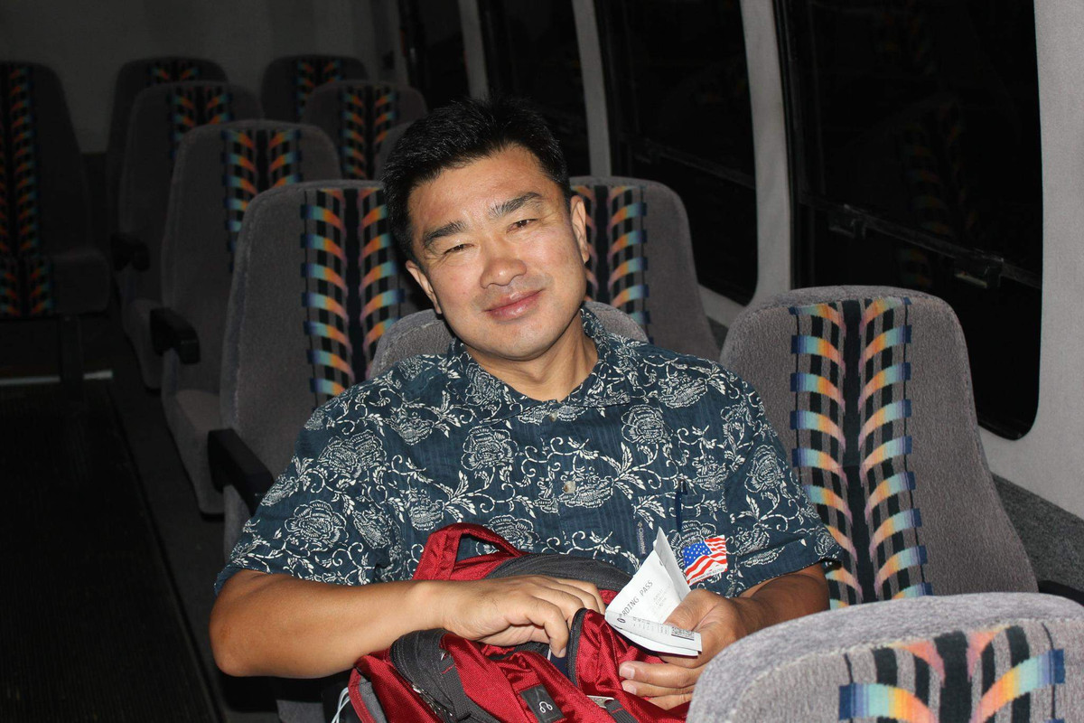 CNN dẫn nguồn tin cho biết, Kim Sang-duk bị bắt khi đang trên đường lên máy bay tại sân bay Bình Nhưỡng (Triều Tiên) ngày 22/4/2017 và sau đó bị buộc tội có hành vi “thù địch” chống lại chính quyền Triều Tiên. Ảnh: Heavy.