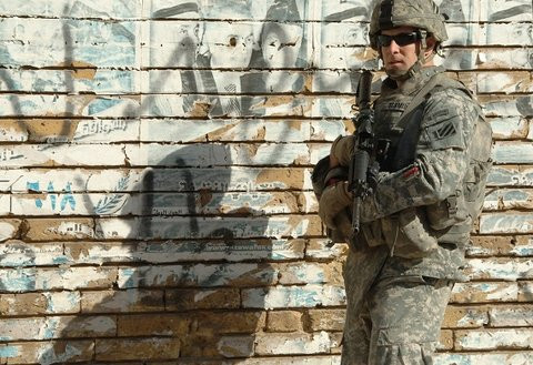 Quân phục ngụy trang màu xám và xanh của binh sĩ Mỹ trong khoảng thời gian 2004-2014. Chúng còn được làm bằng vật liệu chống cháy. 