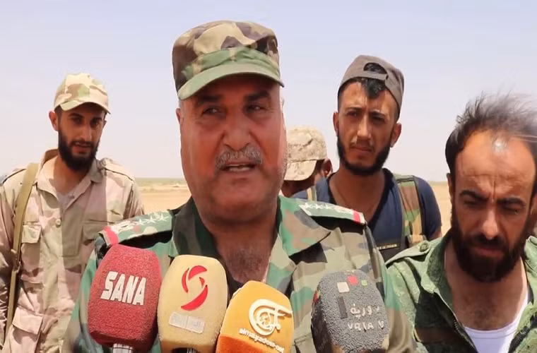 Động thái này diễn ra sau khi phiến quân IS tiến hành nhiều cuộc phản công dữ dội nhằm vào lực lượng chính phủ Damascus tại khu Badiya Al-Sham. Ảnh: AMN.