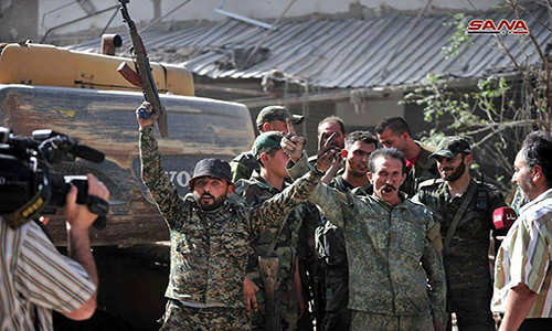 Theo một báo cáo quân sự, quân chính phủ Syria đã điều lực lượng tiếp viện từ các tỉnh Damascus, Hama, Aleppo và Homs để hỗ trợ cho chiến dịch quân sự sắp tới tại Deir Ezzor. Ảnh: SANA.