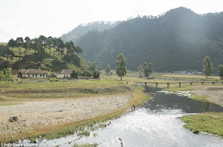 Quang cảnh trong một thôn nhỏ ở Kapsan, tỉnh Ryanggang-do.