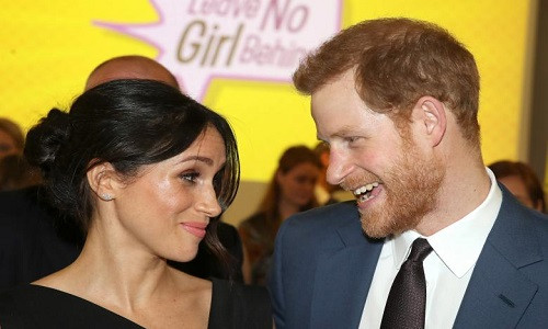 Cặp đôi Hoàng gia Harry-Meghan tham dự một sự kiện do Ngoại trưởng Anh Boris Johnson chủ trì ở thủ đô London ngày 19/4/2018.