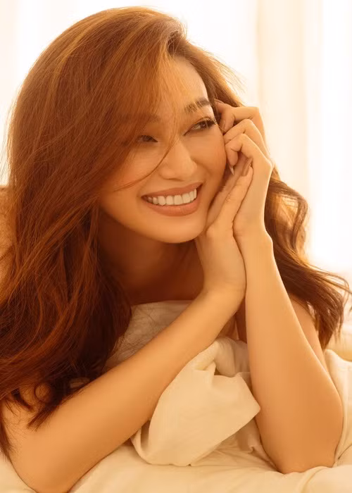 Năm 2018, trong cuộc phỏng vấn với Dân Việt, Khánh My cho biết, bạn trai của cô toàn những người bình thường, chẳng có ai đại gia. Ảnh: FB Khánh My