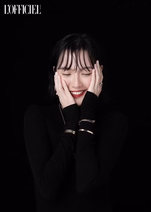 Tháng 11 vừa qua, Hải Tú tái xuất, không ngại lộ diện bên Sơn Tùng M-TP.