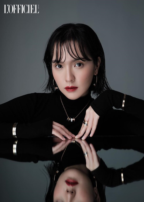 Kể từ ồn ào tình cảm, hình ảnh của Hải Tú không còn đẹp trong mắt nhiều khán giả. Cô bị cư dân mạng soi mói quá khứ. Trước những ý kiến trái chiều, Hải Tú vẫn giữ im lặng.