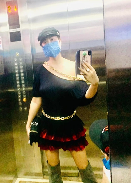 Phi Thanh Vân có triệu chứng từ khoảng 1 tuần trước nhưng không nghĩ bản thân mắc COVID-19. Ảnh: FB Phi Thanh Vân