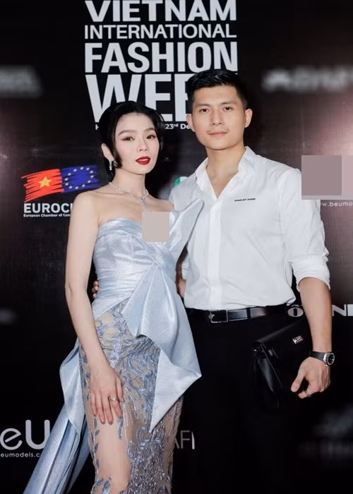 Lệ Quyên và Lâm Bảo Châu vẫn bên nhau như hình với bóng nhưng hạn chế xuất hiện công khai để tránh gây ồn ào. Ảnh: Phụ nữ và gia đình