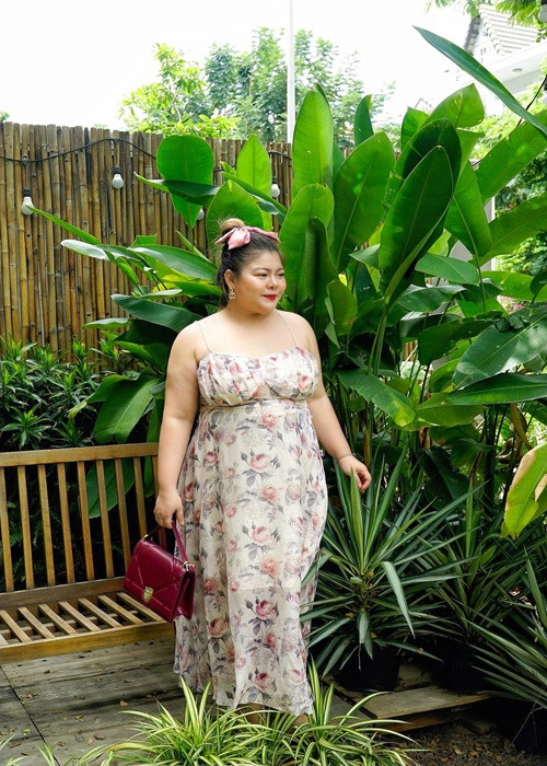 Nữ người mẫu sinh năm 1988 và từng du học tại Australia.