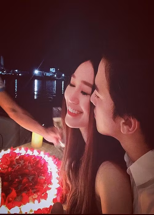 Tiến Vũ cảm ơn tình cũ. “Cảm ơn em đã thật sự cố gắng tử tế với tôi 4 năm qua. Chúc em sống tốt và đạt được những điều to lớn hơn mà em mong muốn với cuộc sống mà em chọn”, Tiến Vũ viết. Ảnh: Vietnamnet