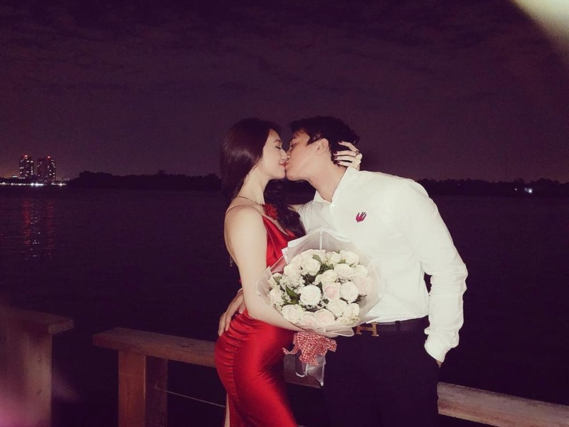 Trong 4 năm hẹn hò, Tiến Vũ và Khánh My thường xuyên xuất hiện tình tứ bên nhau. Ảnh: Vietnamnet