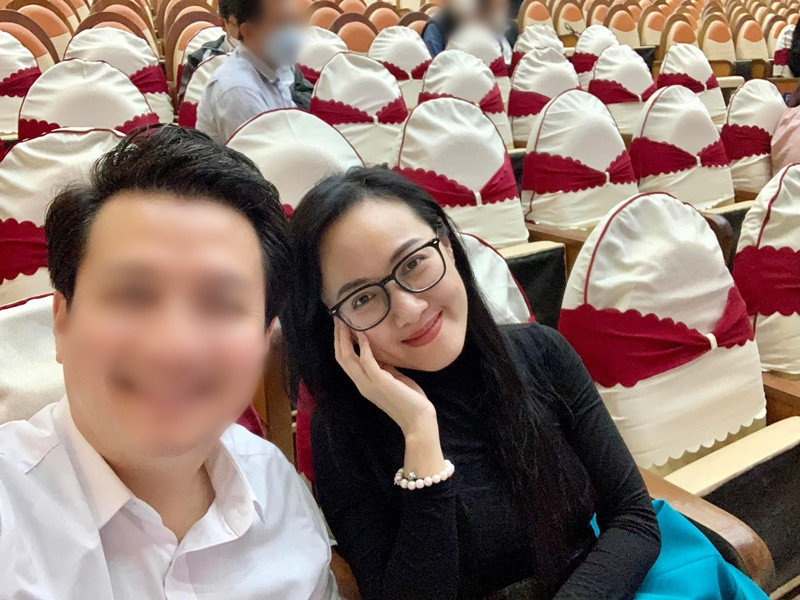 “Hoài Anh vẫn ở VTV mà. Và vẫn sẽ lên sóng trong các chương trình của Đài Truyền hình Việt Nam ạ! Những ngày bận bịu mà hạnh phúc và vinh dự. Hẹn gặp quý vị khán giả thân yêu trong chương trình truyền hình trực tiếp kỷ niệm 550 năm danh xưng Quảng Nam, 20h10 trên kênh VTV1 ngày 28/12/2021 nhé ạ”, nữ biên tập viên viết trên trang cá nhân.