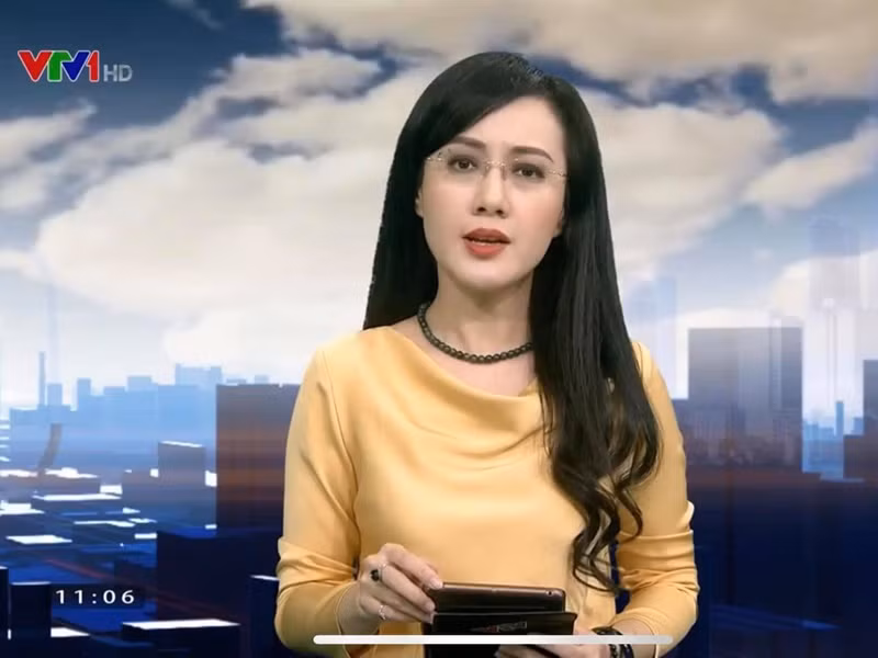 Hoài Anh gắn bó với Bản tin Thời sự 19h trong nhiều năm.