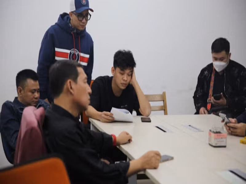 Các nghệ sĩ tham gia Táo Quân 2022 có buổi tập đầu tiên vào tối ngày 22/12. Ảnh: VTV