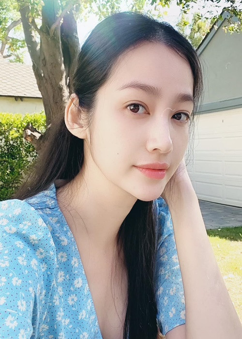 “Diễm và John vẫn sẽ là những người bạn tốt trong cuộc sống của nhau. Tuy không cùng nhìn về một hướng nhưng vẫn sẽ cầu chúc những điều tốt nhất cho nhau”, Trúc Diễm chia sẻ. Ảnh: FB Trúc Diễm