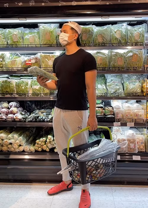 Lệ Quyên từng hết lời khen ngợi Lâm Bảo Châu đàn ông, tinh tế, đàng hoàng và có ý chí, không ngừng nỗ lực để làm chỗ dựa cho cô.