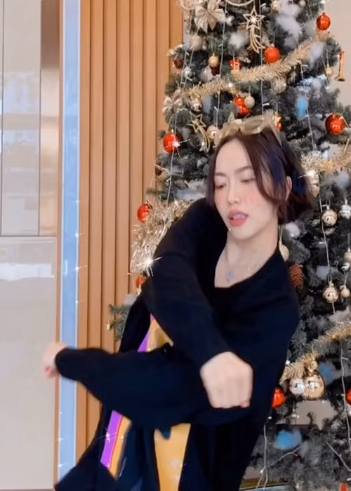 Nhiều khán giả mong đợi Diệu Nhi có câu trả lời chính thức về tin đồn bầu bí, sinh con. Ảnh: Instagram Diệu Nhi