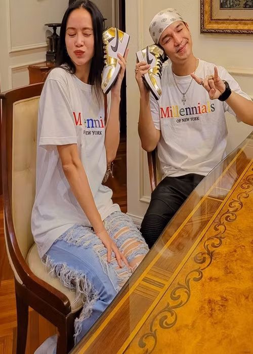 Tuy nhiên, nam ca sĩ cho rằng vẻ ngoài không phải vấn đề quan trọng nhất khi bắt đầu một mối quan hệ tình cảm.