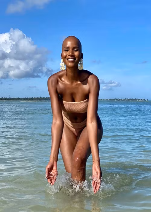 Mỹ nhân đến từ Nam Phi - Shudufhadzo Musida quyến rũ trong trang phục bikini. Ảnh: Missosology