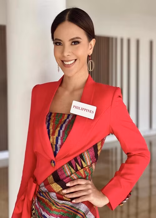 Theo chuyên trang sắc đẹp Missosology, các thí sinh lọt top 8 phần thi đối đầu sẽ giành tấm vé vào top 30 chung cuộc. Ảnh: Miss World