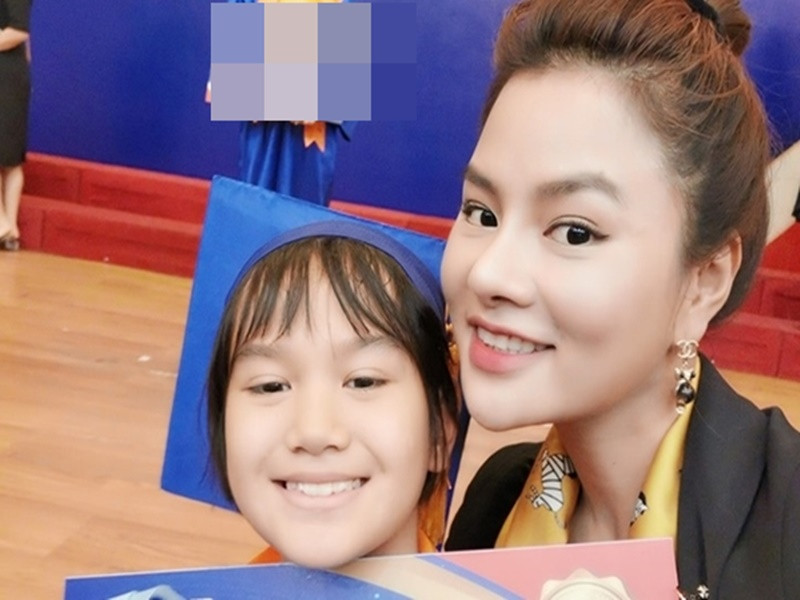 Chia sẻ về Bảo Ngọc, siêu mẫu Vũ Thu Phương cho biết, bé luôn biết cách làm mẹ hạnh phúc từ những điều nhỏ bé.