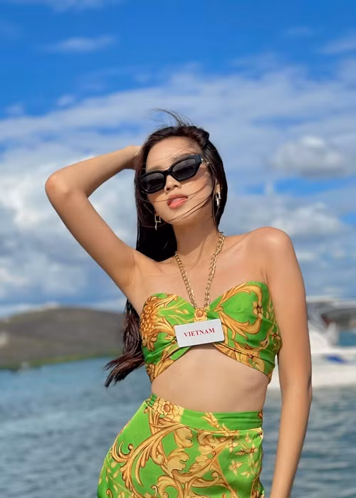 Trên trang cá nhân, Đỗ Thị Hà tiếp tục đăng tải hình ảnh tham gia cuộc thi Miss World 2021 - Hoa hậu Thế giới 2021.