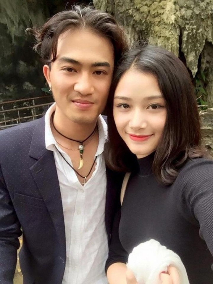 Nam diễn viên sinh năm 1988 kết hôn với bà xã Thu Thảo vào năm 2017 sau hơn 2 năm yêu nhau. Vợ Doãn Quốc Đam hiện sống và làm việc tại Thái Nguyên. Vì Doãn Quốc Đam thích sống ở Thái Nguyên hơn Hà Nội nên anh lựa chọn việc đi về giữa hai thành phố. Sau khi kết hôn, Thu Thảo tập trung chăm lo gia đình và làm hậu phương vững chắc cho sự nghiệp của chồng.