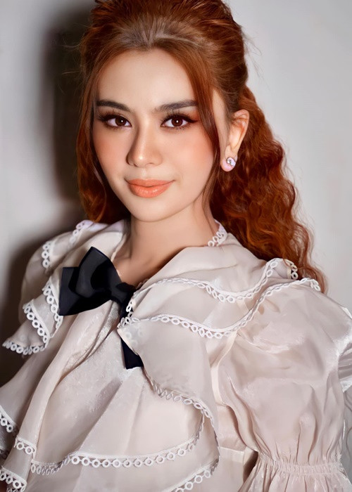 Vào thời điểm chia tay Phi Hùng, Lâm Khánh Chi mắc COVID-19. Ảnh: FB Lâm Khánh Chi