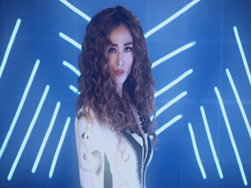 Khánh My cũng tham gia lĩnh vực ca hát. Hiện tại, cô tập trung kinh doanh. Ảnh: Zing