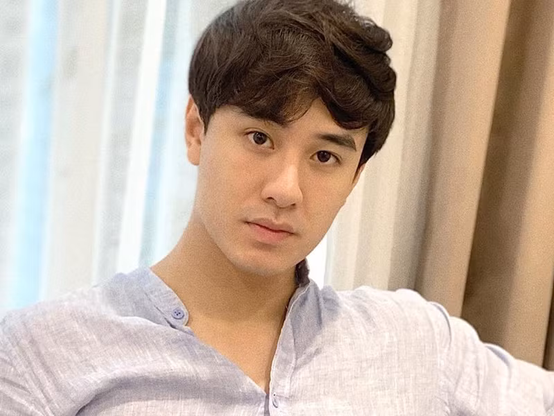 Trước “Thương ngày nắng về”, Quang Trọng gây chú ý khi đóng Viễn trong “Cô gái nhà người ta”.