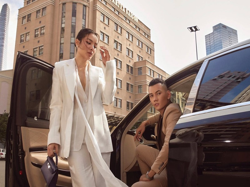 Lý Bình rất chiều chuộng Phương Trinh Jolie. Cách đây không lâu, anh chi 133 triệu mua quà tặng người yêu nhân dịp sinh nhật. Ảnh: FB Lý Bình